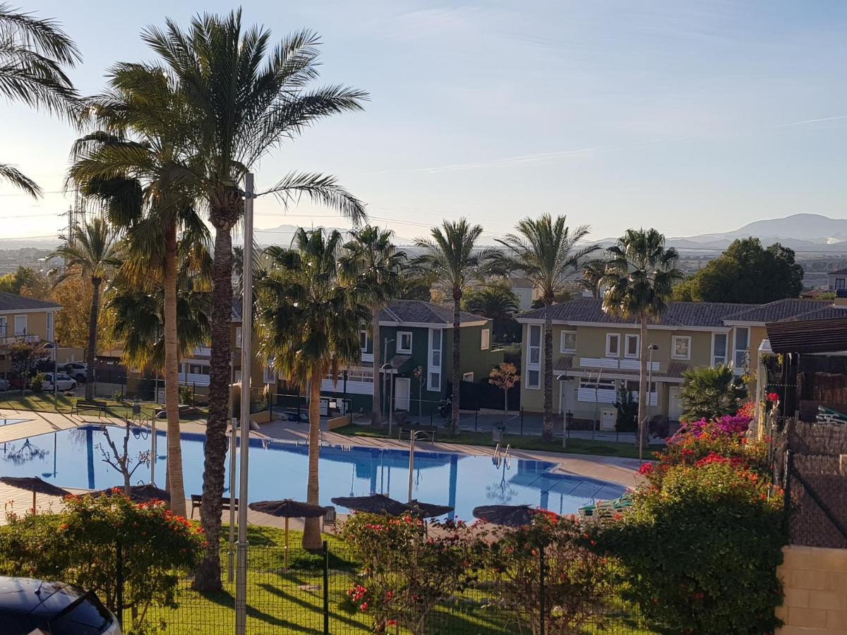 Chalet Bonalba Golf Alicante Extérieur photo